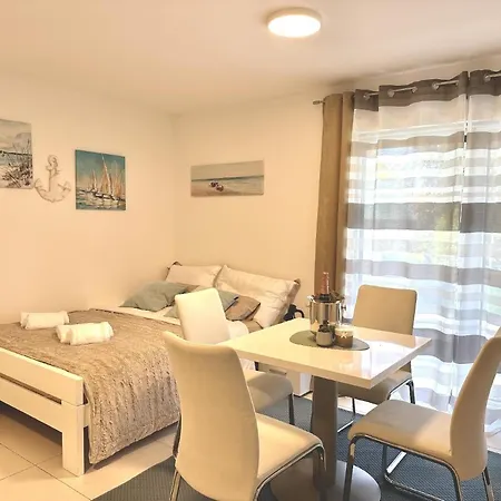 Fuer 4 Personen Ca 43 Qm In Zidarici, Kvarner Bucht Krk Apartment *